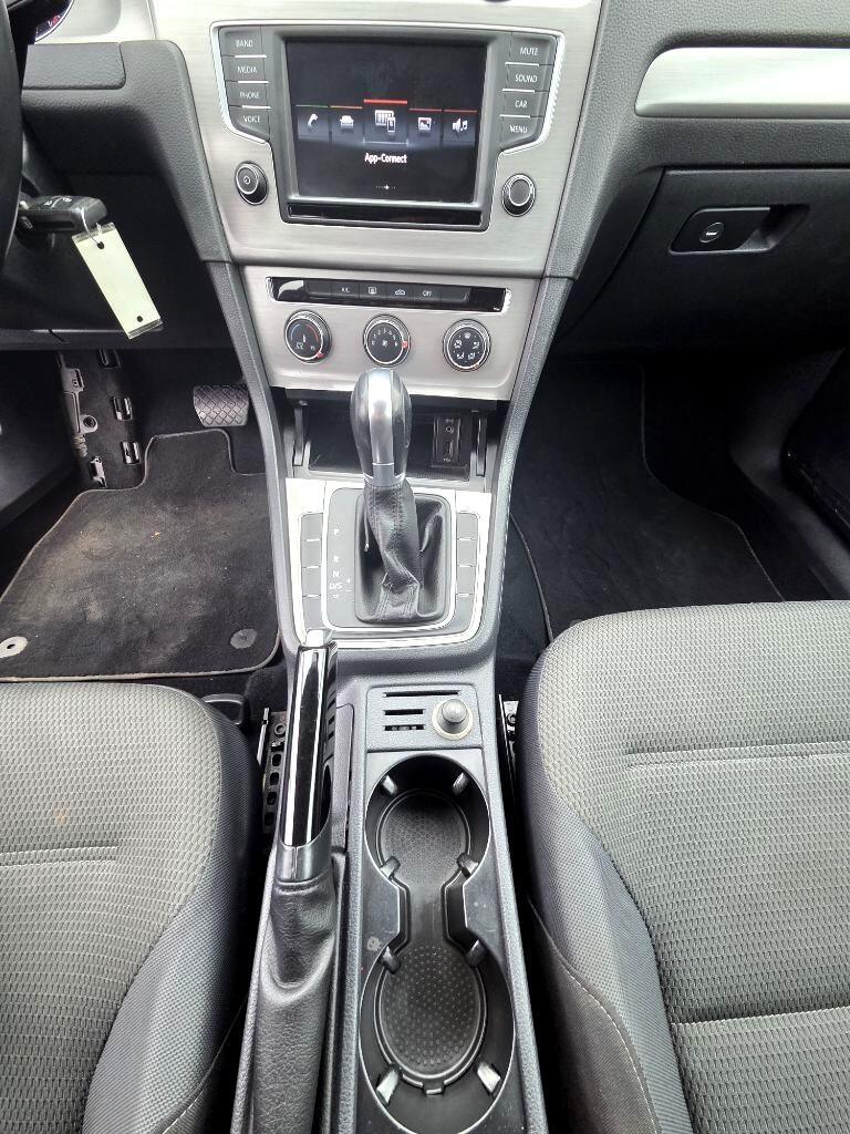 Volkswagen Golf TSI SE 6A 2016