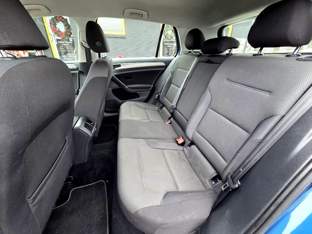 Volkswagen Golf TSI SE 6A 2016