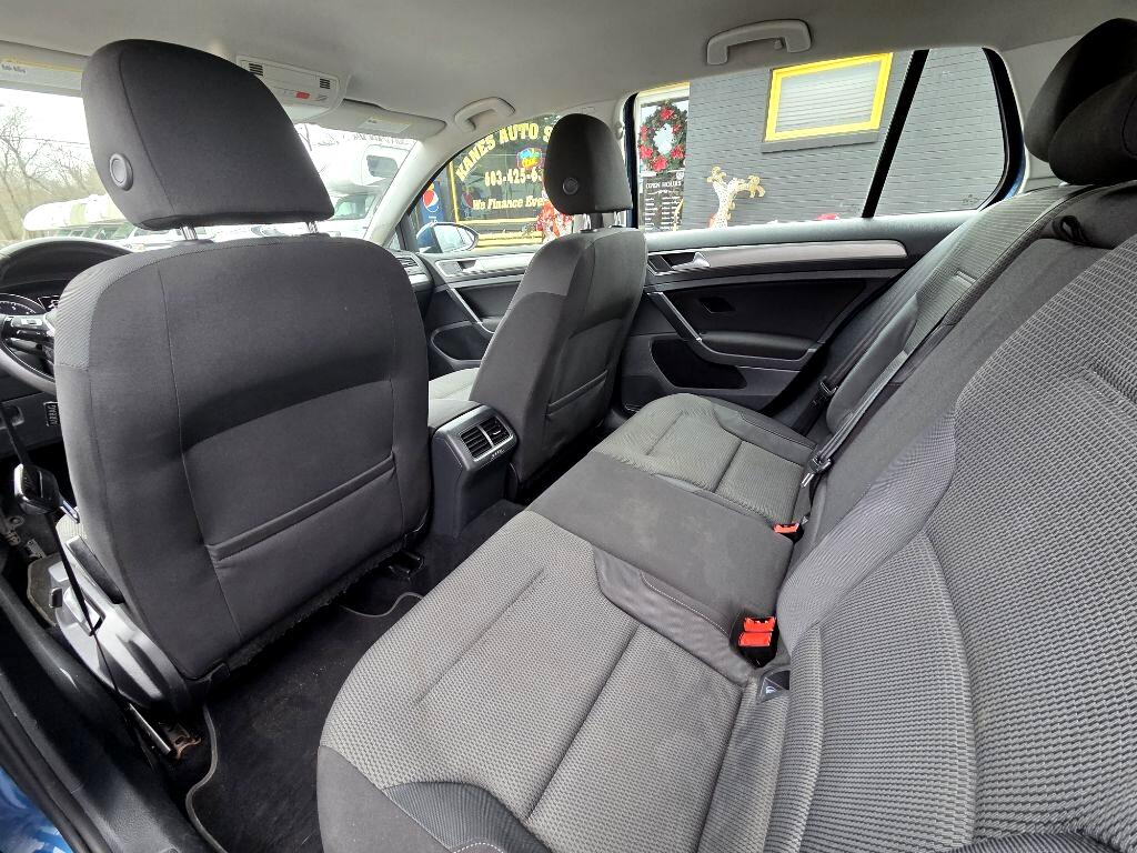 Volkswagen Golf TSI SE 6A 2016