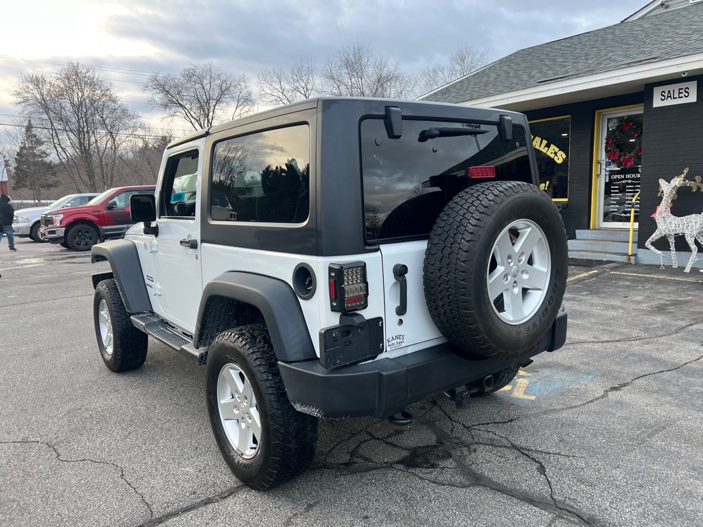 Jeep Wrangler Sport 4WD 2016