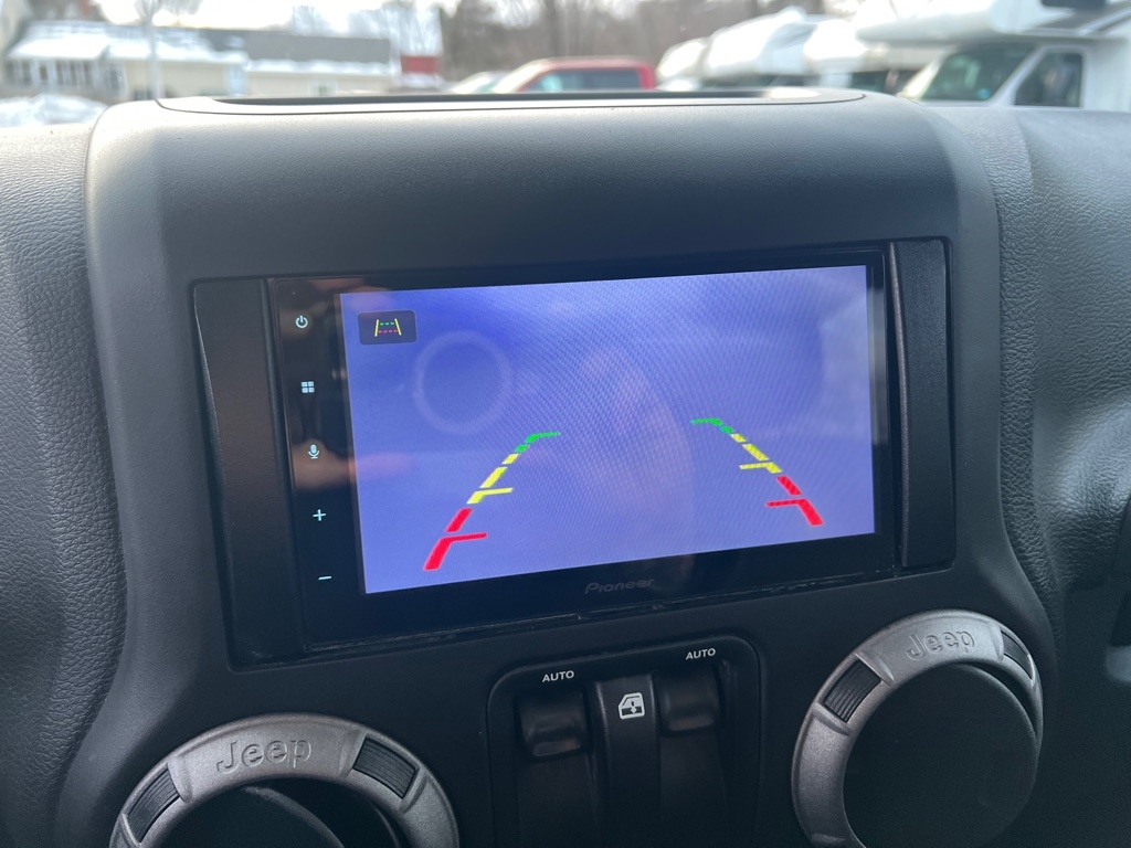 Jeep Wrangler Sport 4WD 2016