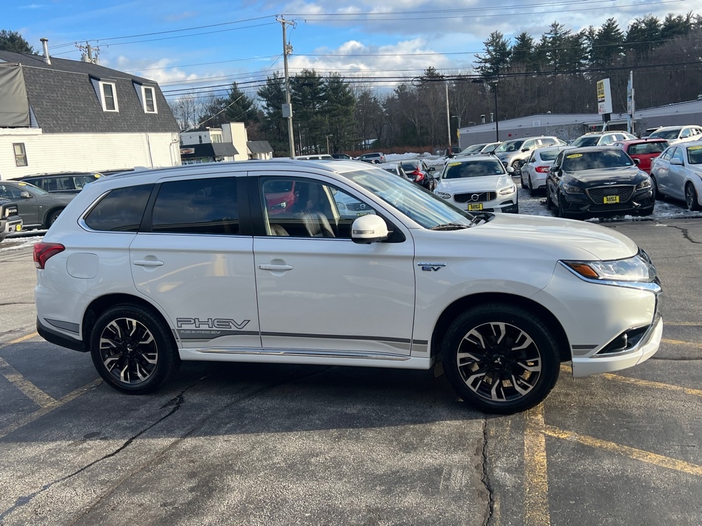 Mitsubishi Outlander PHEV SEL 2018