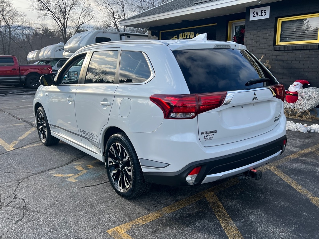Mitsubishi Outlander PHEV SEL 2018