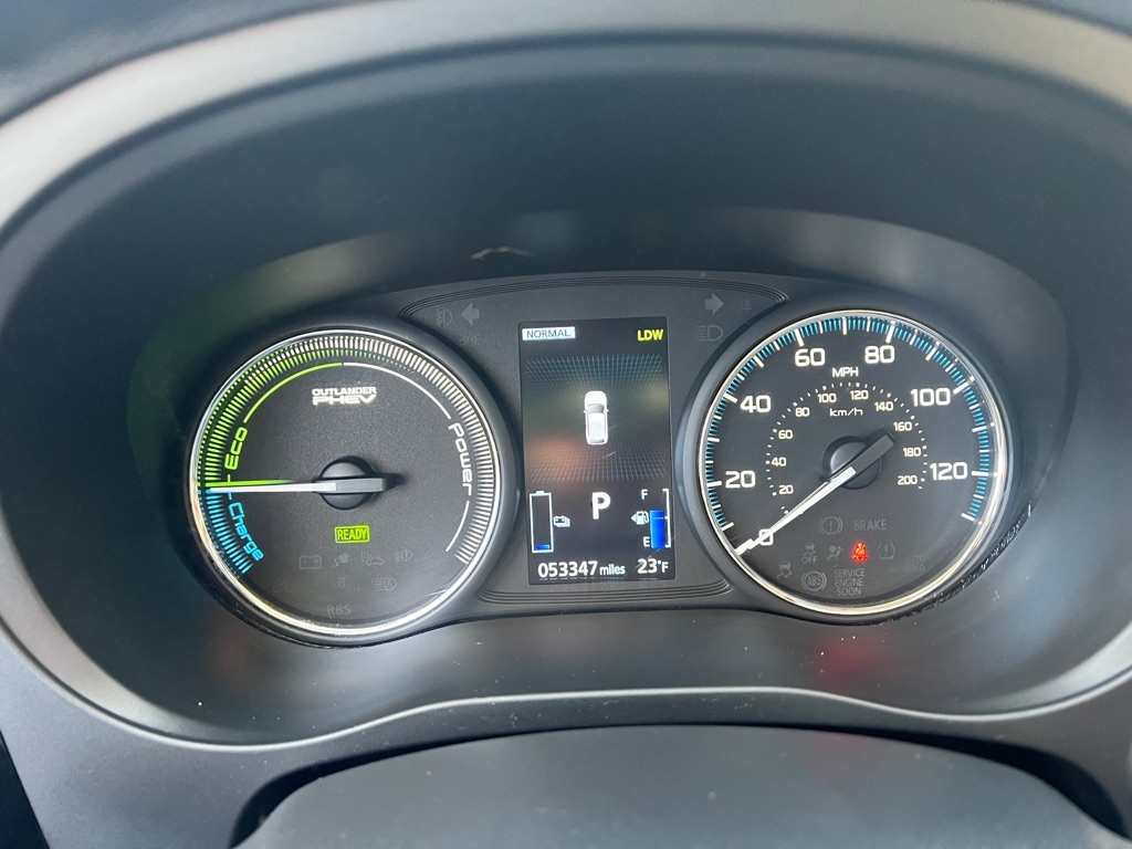 Mitsubishi Outlander PHEV SEL 2018