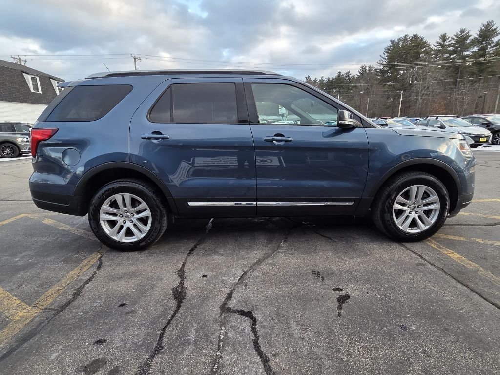 Ford Explorer XLT 4WD 2018