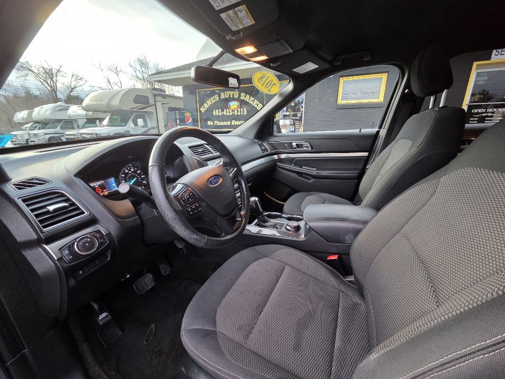 Ford Explorer XLT 4WD 2018