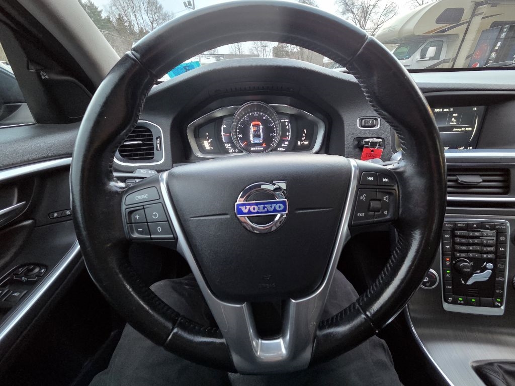 Volvo S60 T5 Drive-E Premier FWD 2016