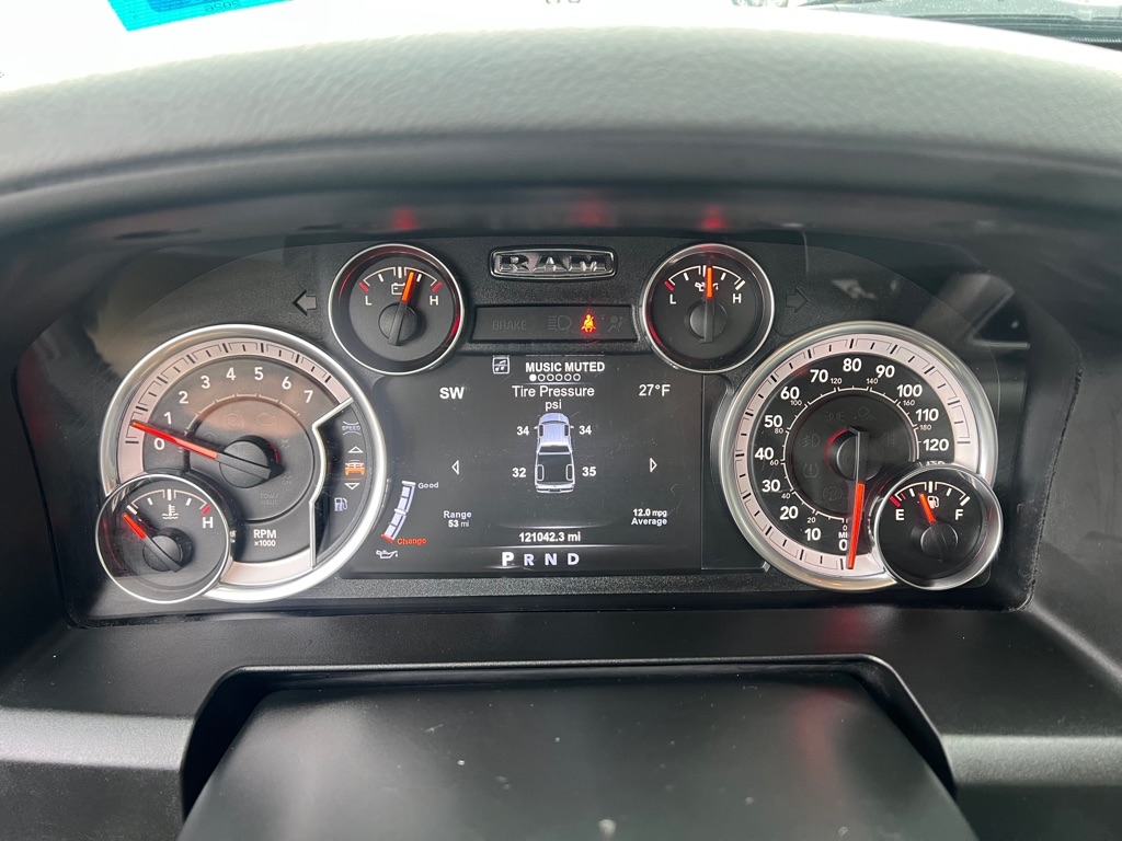 RAM 1500 Classic Tradesman Crew Cab SWB 4WD 2019