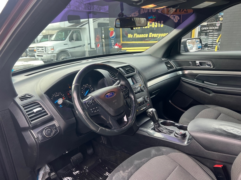 Ford Explorer XLT 4WD 2018