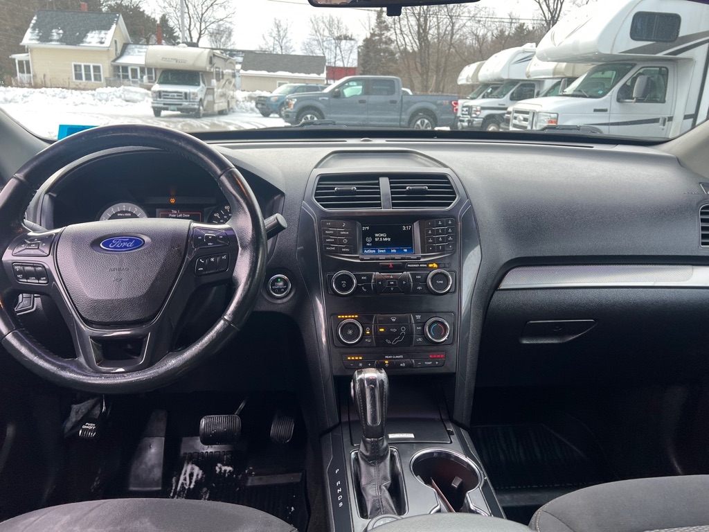 Ford Explorer XLT 4WD 2018