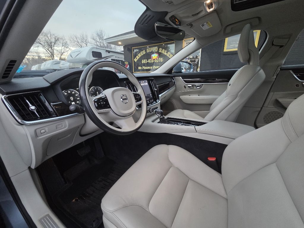 Volvo S90 T6 Momentum AWD 2017