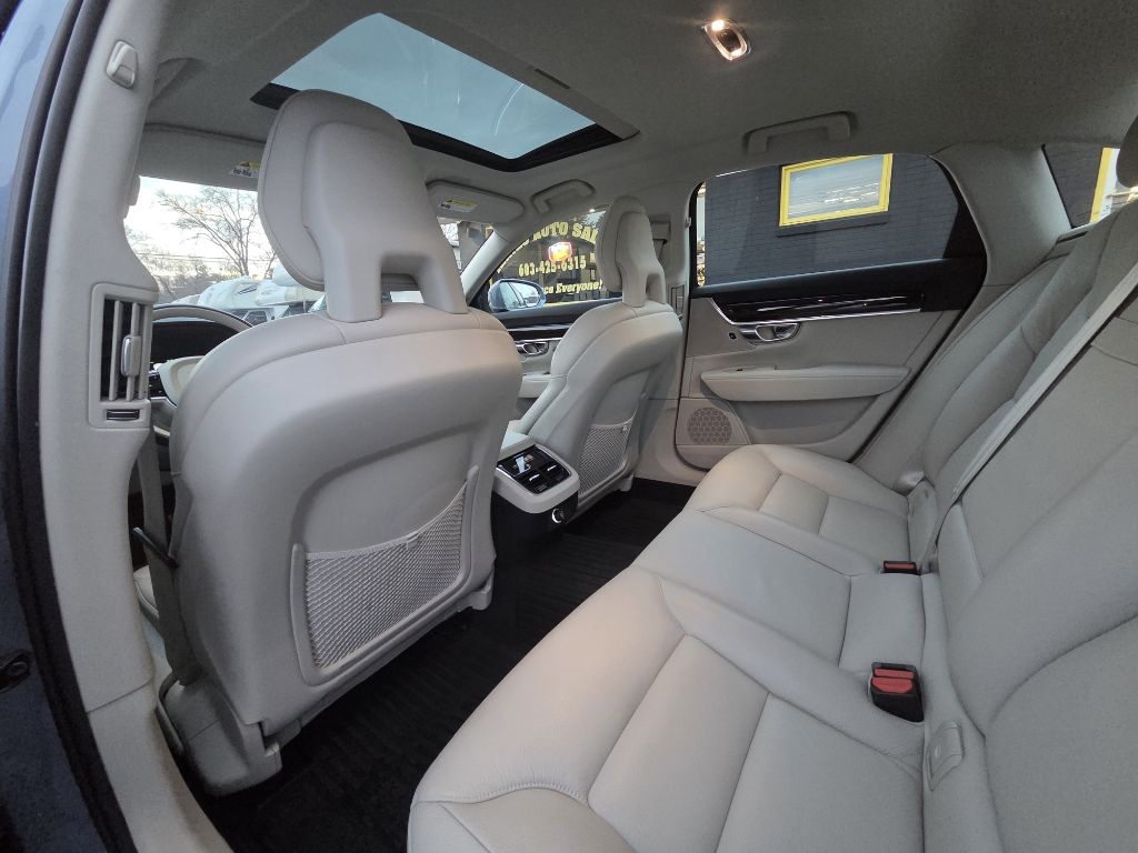 Volvo S90 T6 Momentum AWD 2017