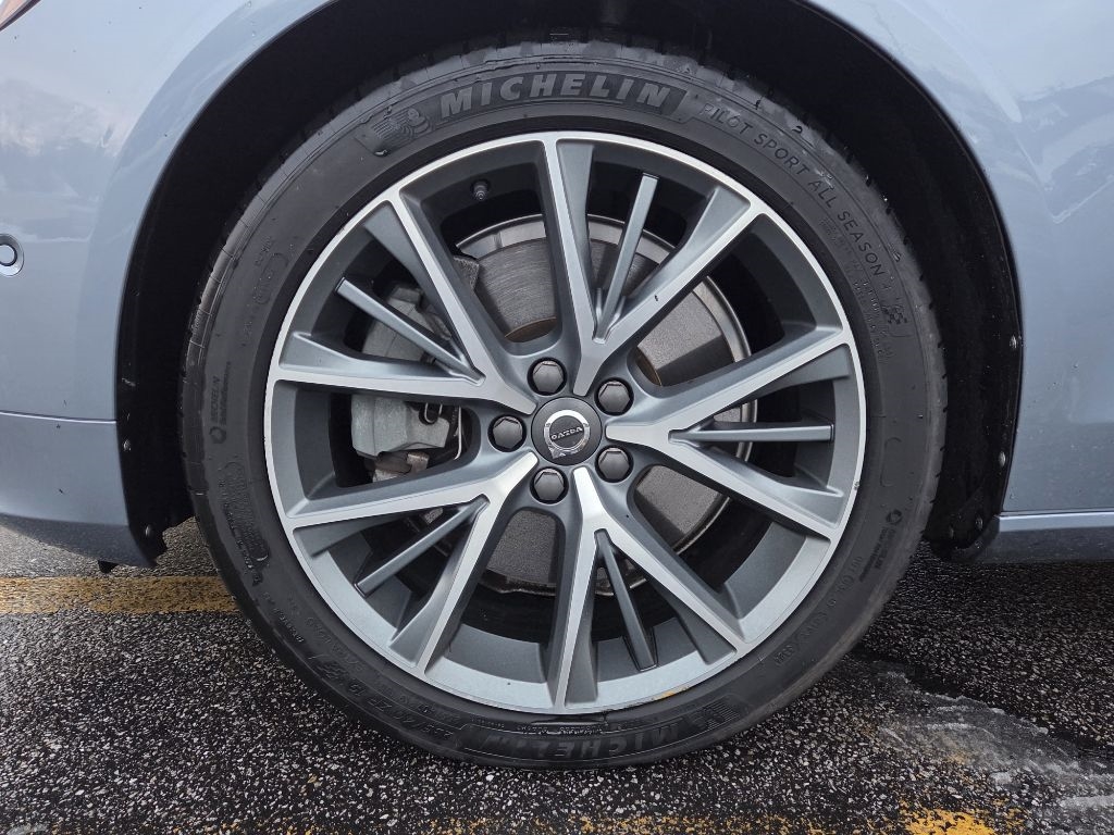 Volvo S90 T6 Momentum AWD 2017