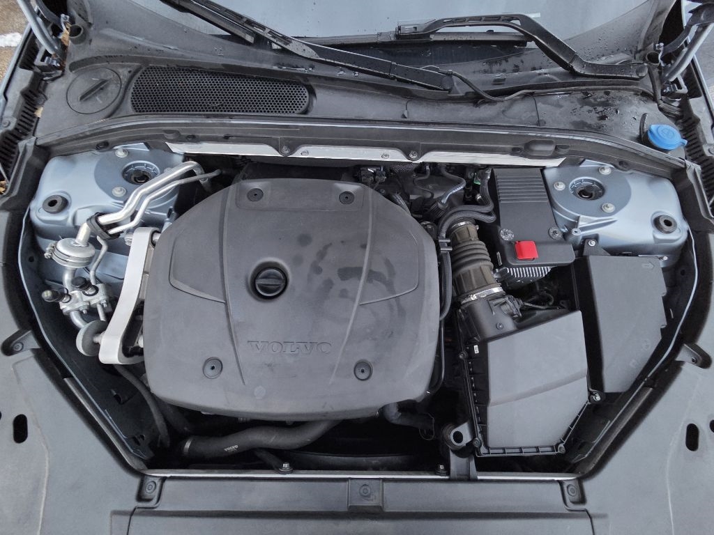 Volvo S90 T6 Momentum AWD 2017