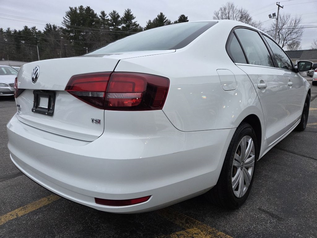 Volkswagen Jetta 1.4T S 6A 2017