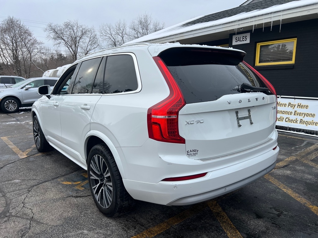 Volvo XC90 T6 Momentum AWD 2022