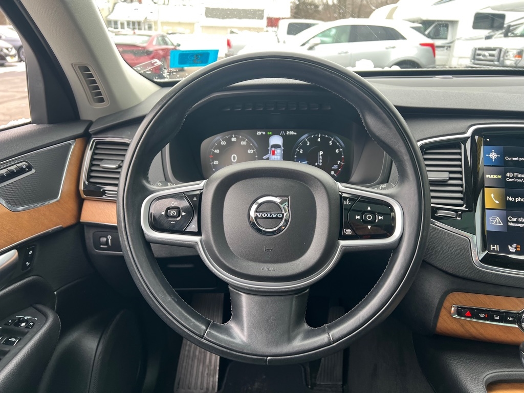 Volvo XC90 T6 Momentum AWD 2022