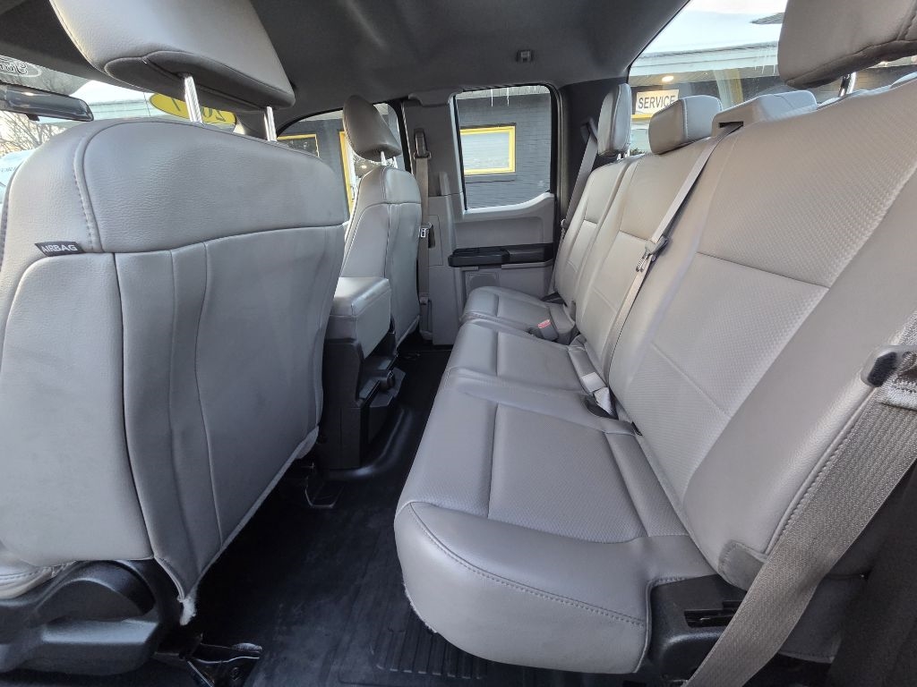 Ford F-150 Lariat SuperCab 8-ft. 4WD 2017