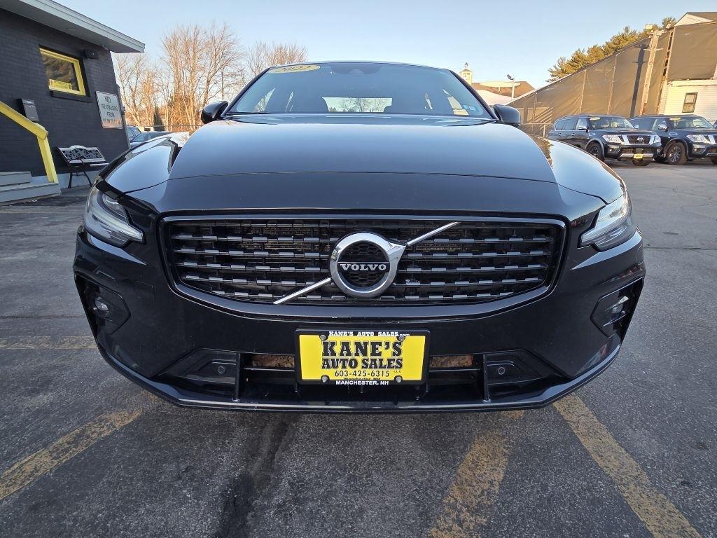 Volvo S60 B5 Momentum AWD 2022