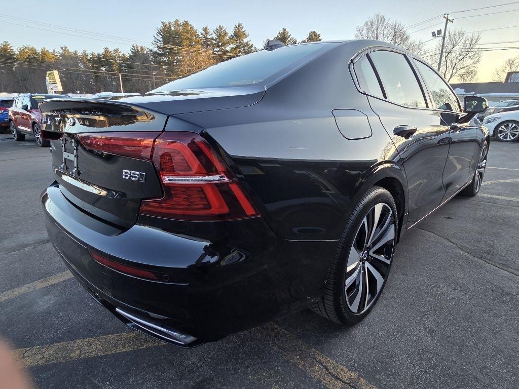 Volvo S60 B5 Momentum AWD 2022