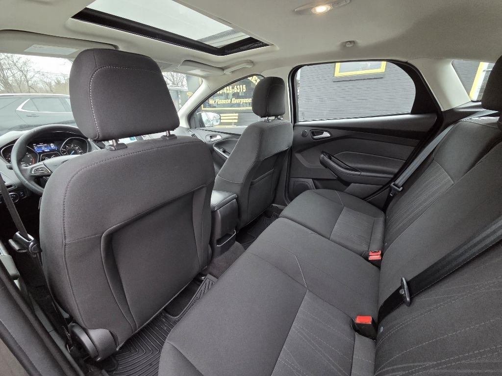 Ford Focus SEL Hatch 2018