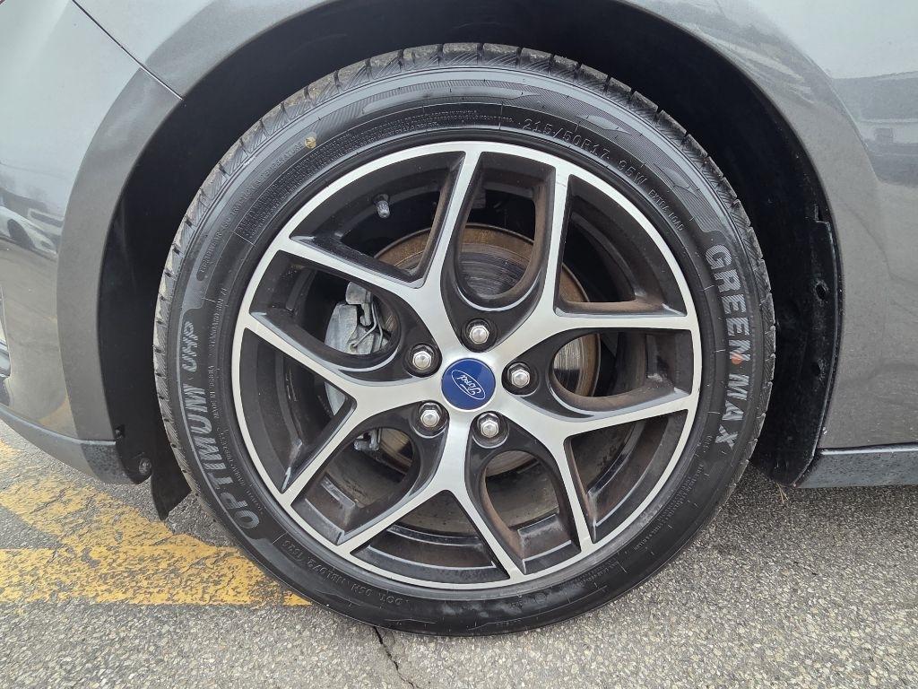 Ford Focus SEL Hatch 2018