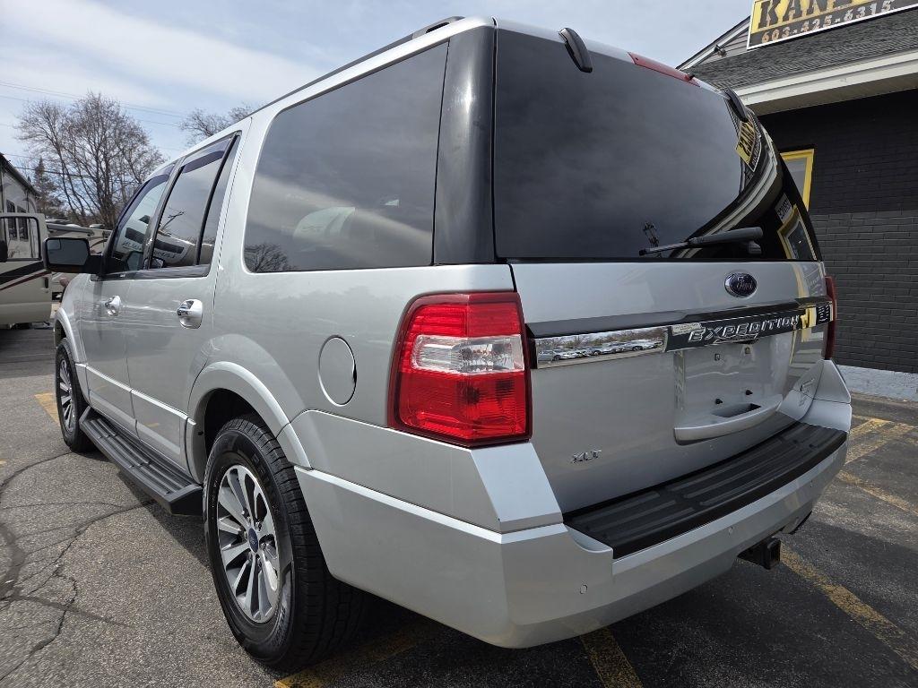Ford Expedition XLT 4WD 2016