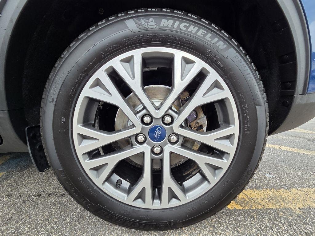 Ford Escape Hybrid SEL AWD 2022