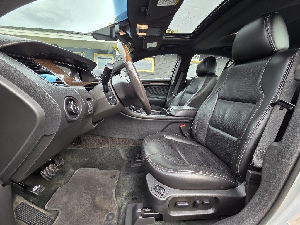 Ford Taurus Limited AWD 2016