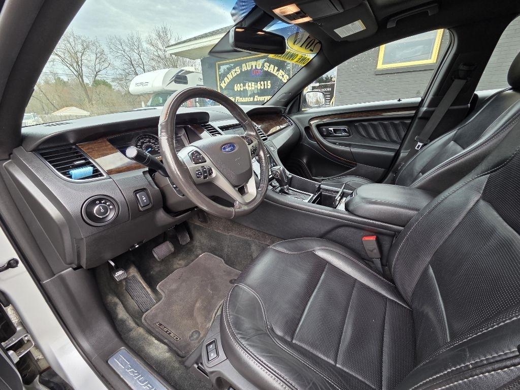 Ford Taurus Limited AWD 2016