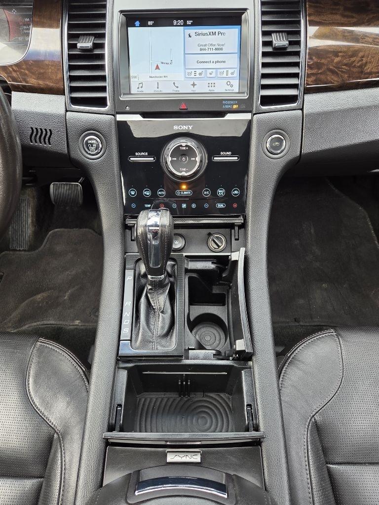 Ford Taurus Limited AWD 2016