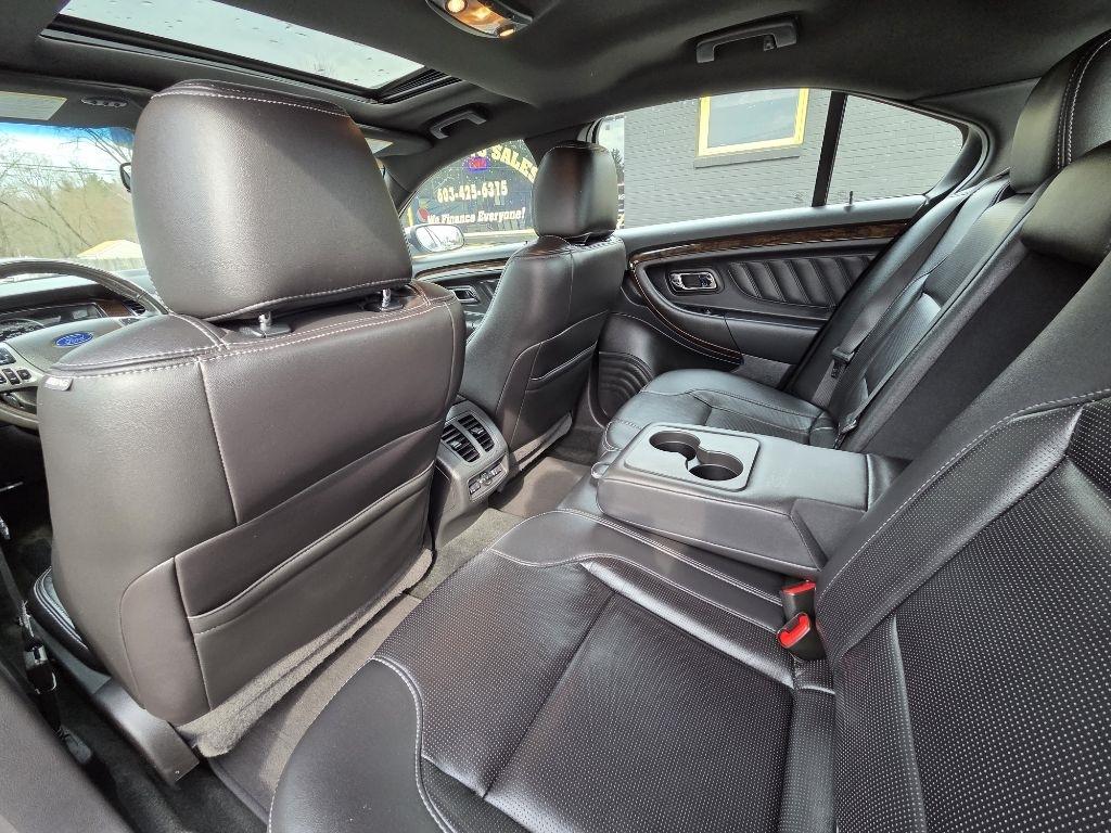 Ford Taurus Limited AWD 2016