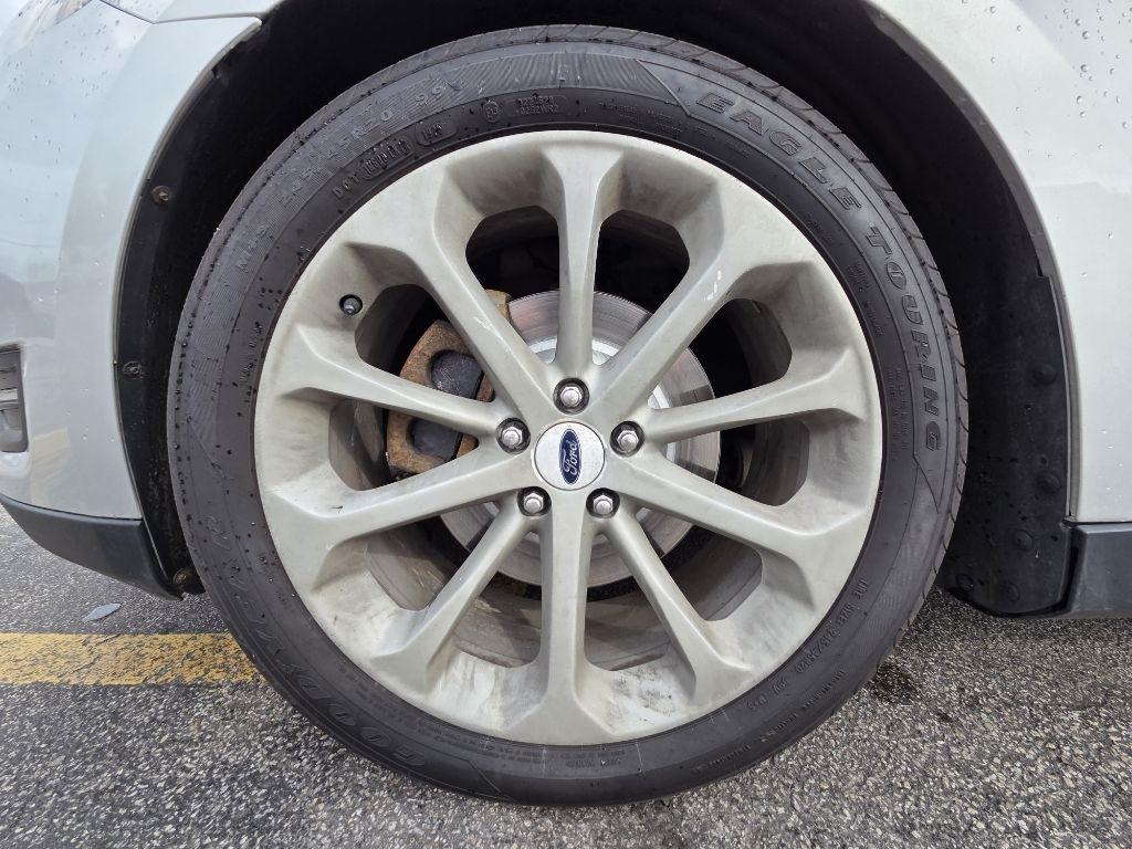 Ford Taurus Limited AWD 2016