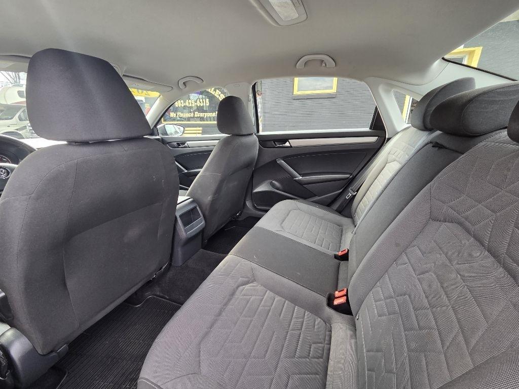 Volkswagen Passat S 2021