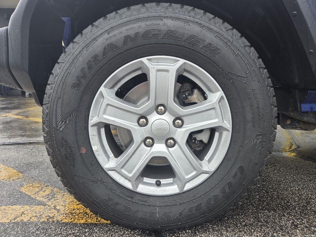 Jeep Wrangler Sport 4WD 2020