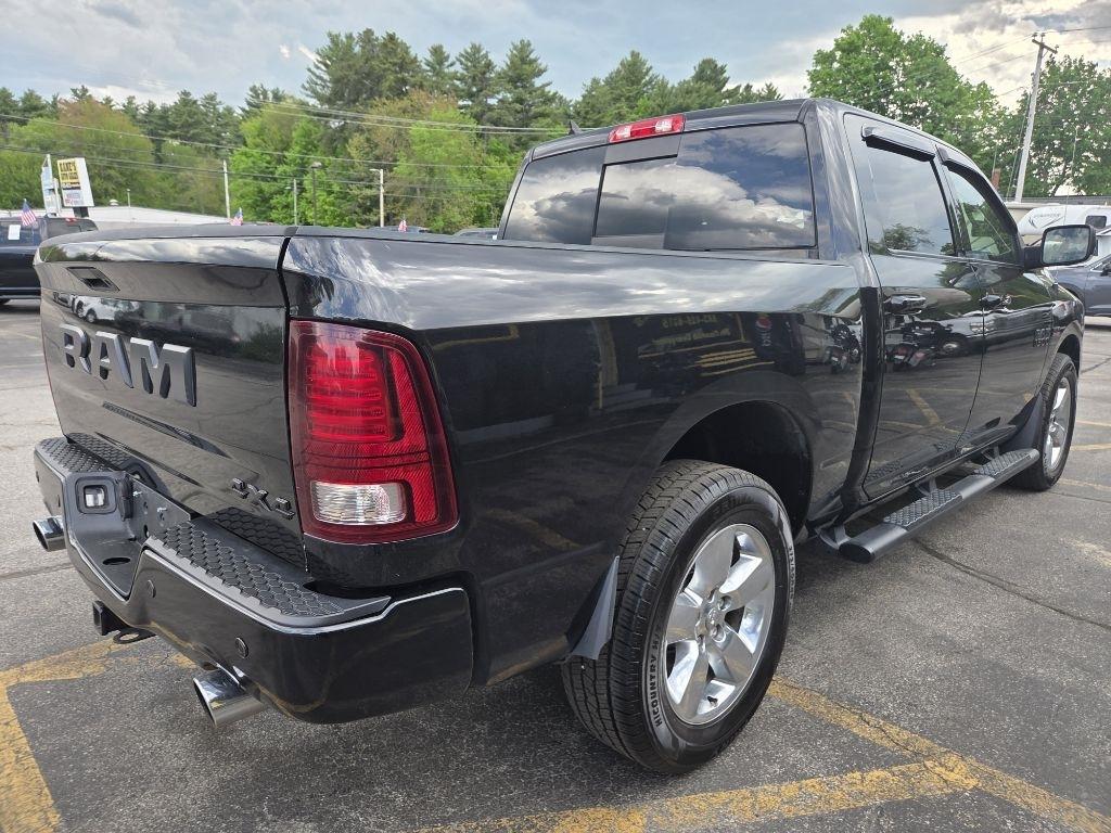 RAM 1500 Night 4x4 Crew Cab 5'7" Box 2017