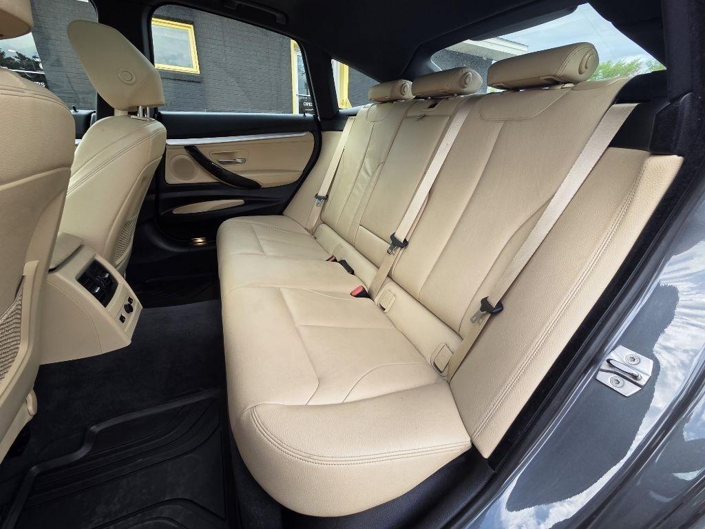 BMW 3-Series Gran Turismo 330i xDrive 2017