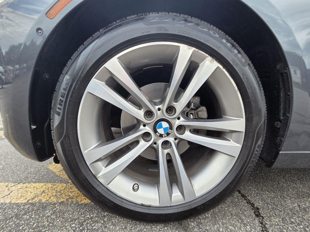 BMW 3-Series Gran Turismo 330i xDrive 2017