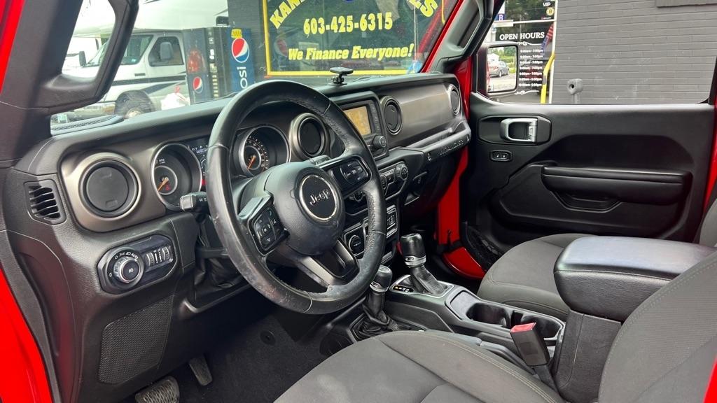 Jeep Wrangler Unlimited Sport 2018