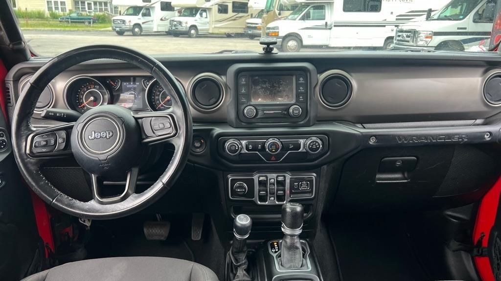 Jeep Wrangler Unlimited Sport 2018