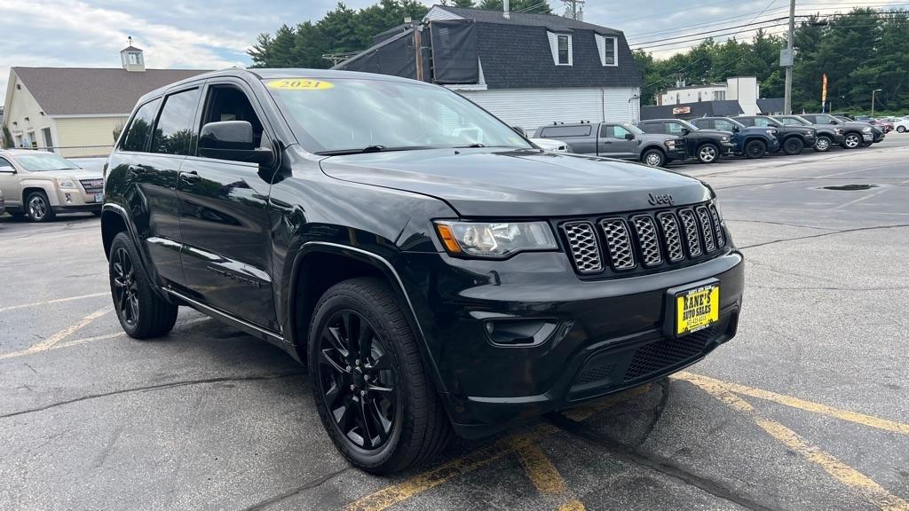 Jeep Grand Cherokee Laredo E 4WD 2021