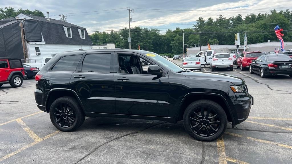 Jeep Grand Cherokee Laredo E 4WD 2021