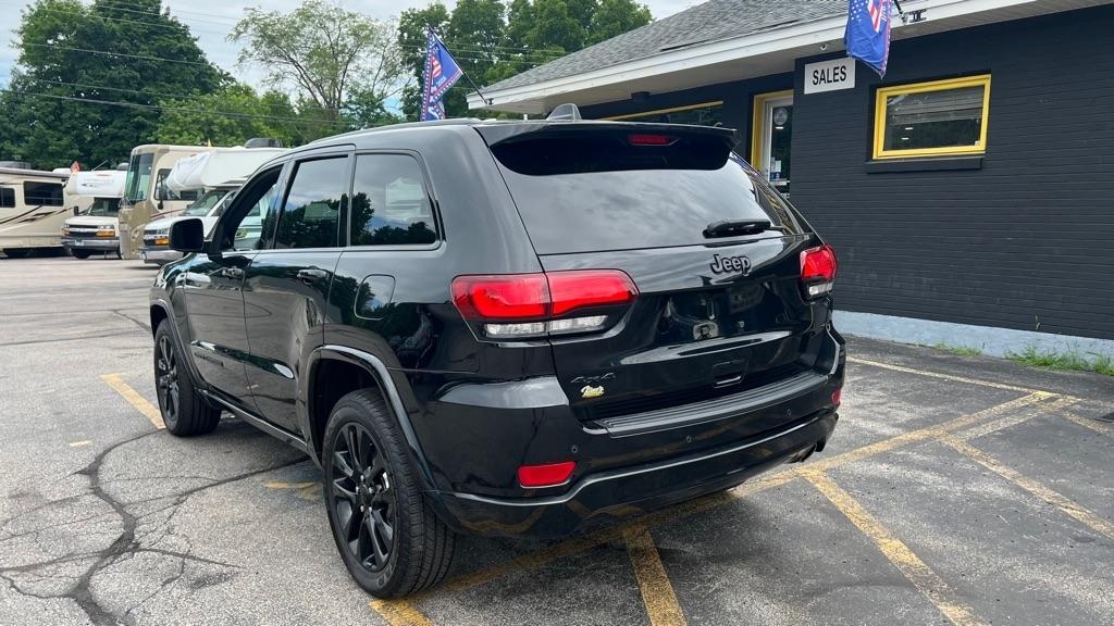 Jeep Grand Cherokee Laredo E 4WD 2021