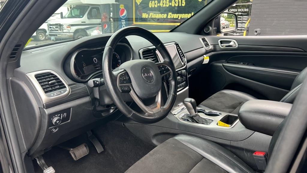 Jeep Grand Cherokee Laredo E 4WD 2021