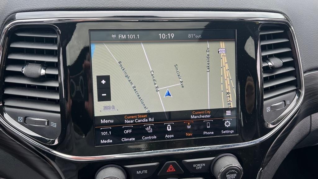 Jeep Grand Cherokee Laredo E 4WD 2021