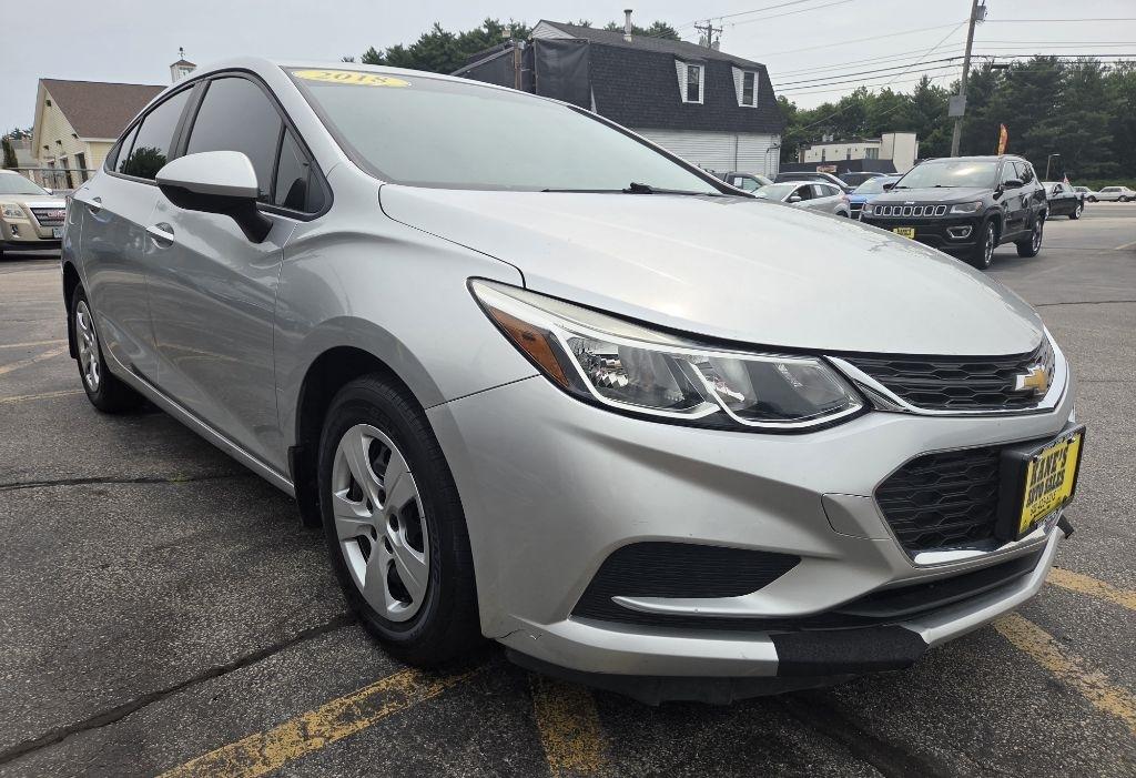 Chevrolet Cruze LS 6M 2018