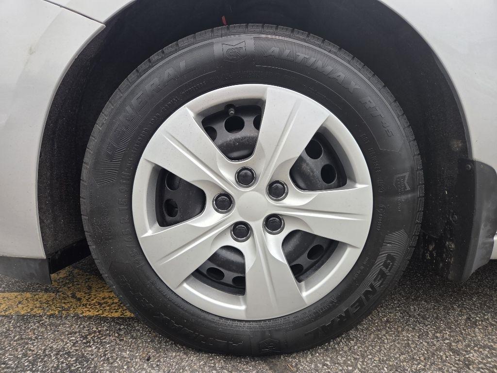 Chevrolet Cruze LS 6M 2018