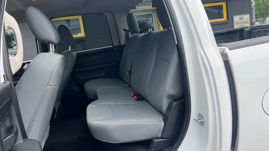 RAM 1500 Tradesman Crew Cab SWB 4WD 2017
