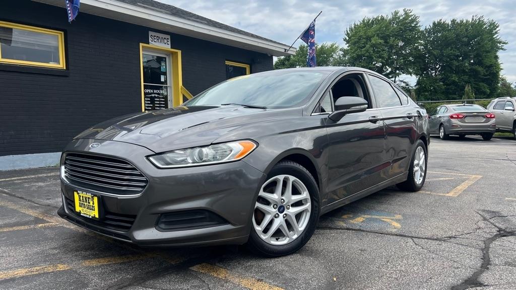 Ford Fusion SE 2016