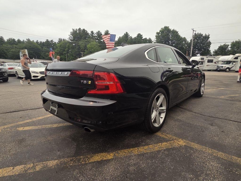 Volvo S90 T5 Momentum AWD 2018